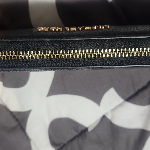 Michael Kors wallet - Picture 3 of 6